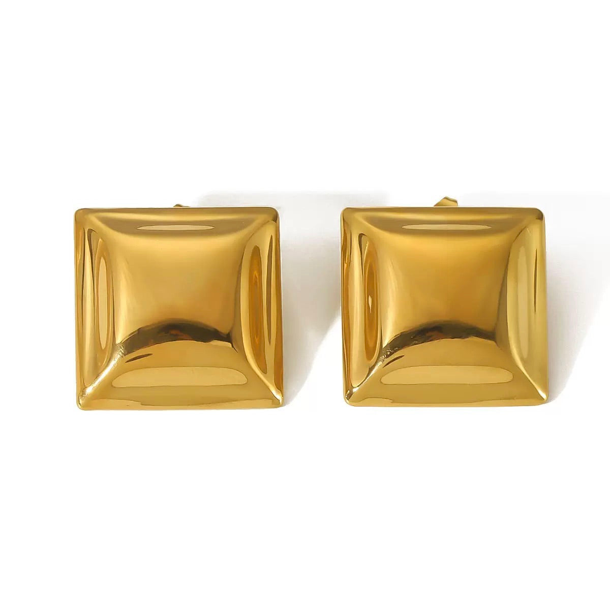 Seris Cube | Textured Box Stud Earrings