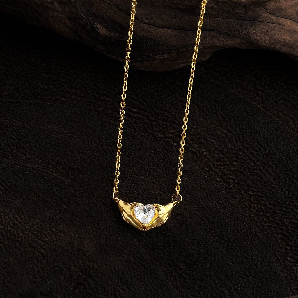 Coeur Sacré Necklace | 18K Vermeil Sacred Heart Pendant