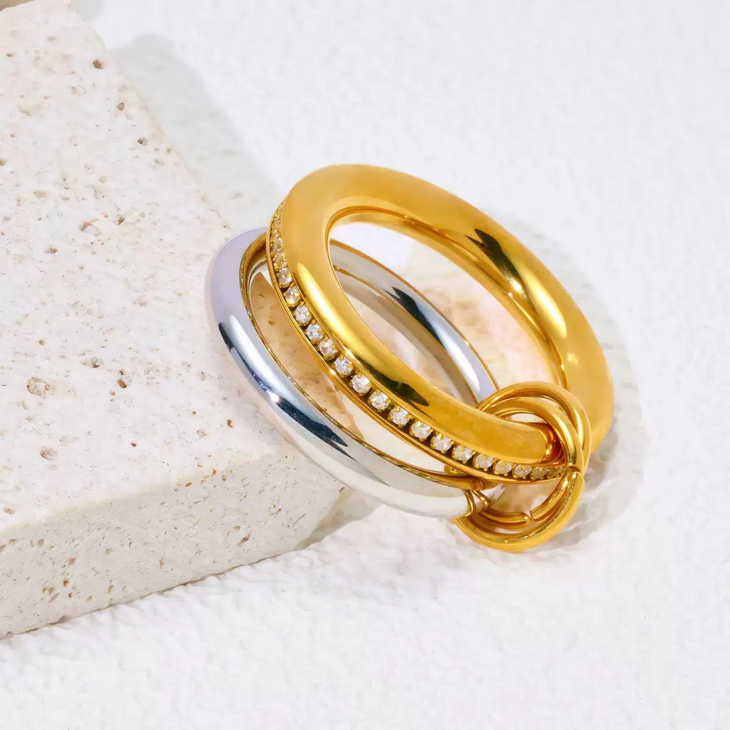 Nivara Twin Links |  CZ Inlay Ring