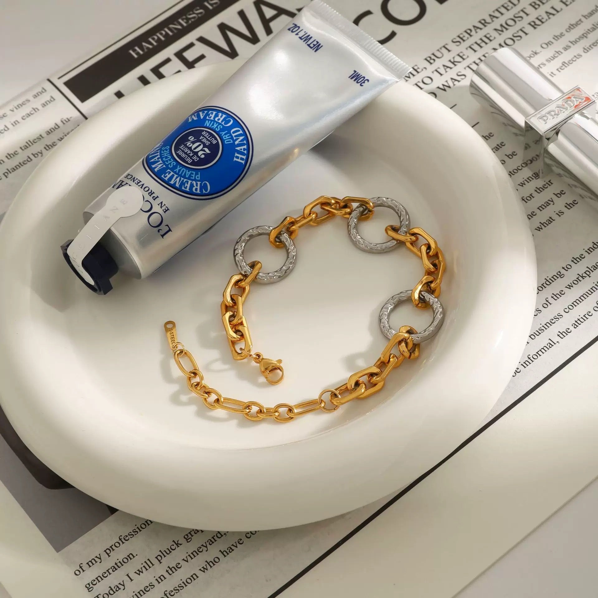 Vetra Bold | Retro Modern Design Bracelet